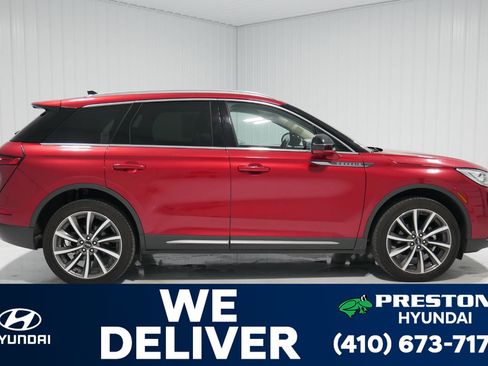 Used 2020 Lincoln Corsair Reserve w/ Equipment Group 201A image 4