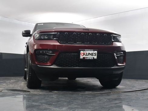 New 2025 Jeep Grand Cherokee Limited w/ Black Appearance Package AWD/4WD image 50