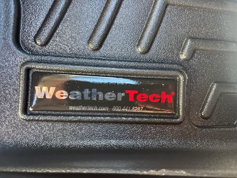 Used 2015 Nissan Rogue SV w/ SV Moonroof Package image 26