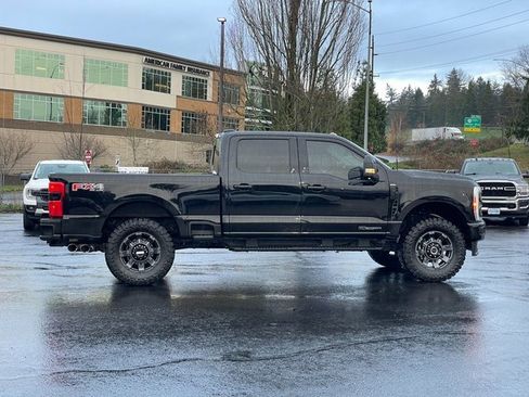 Used 2023 Ford F350 Lariat w/ Lariat Ultimate Package image 2