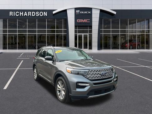 Used 2023 Ford Explorer Limited w/ Equipment Group 301A AWD/4WD image 7