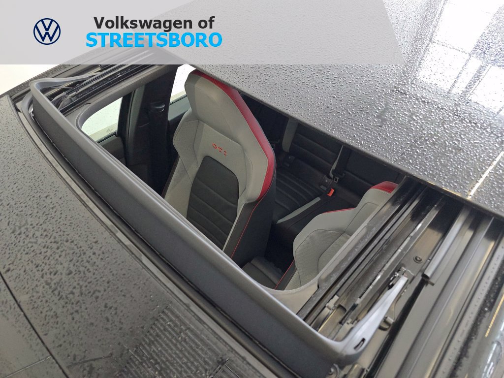 New 2026 Volkswagen GTI SE FWD image 1