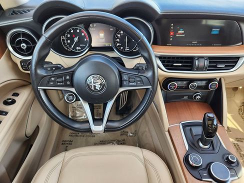 Used 2019 Alfa Romeo Stelvio Ti Lusso w/ Quick Order Package 22X Lusso image 2