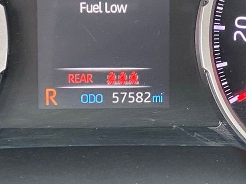 Used 2019 Toyota RAV4 XLE Premium AWD/4WD image 29