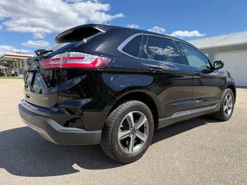 Used 2023 Ford Edge SEL w/ Convenience Package AWD/4WD image 5