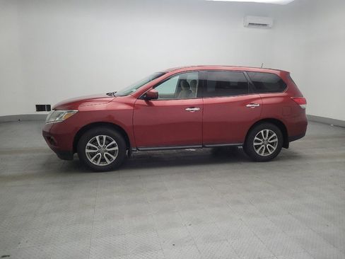 Used 2014 Nissan Pathfinder S image 2