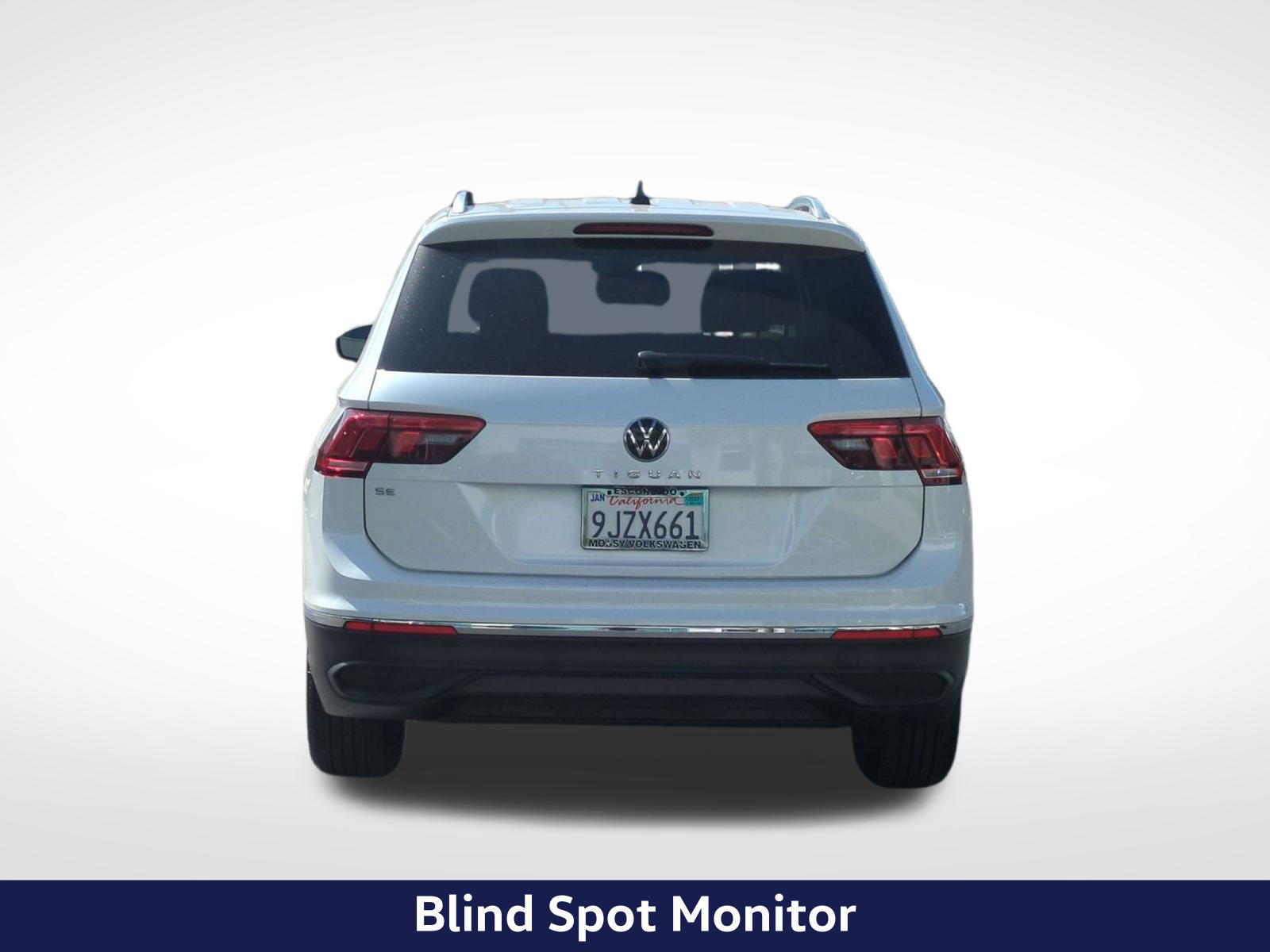 Used 2023 Volkswagen Tiguan SE FWD image 8