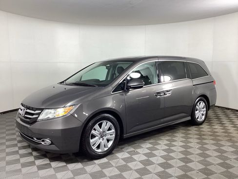 Used 2016 Honda Odyssey Touring image 5