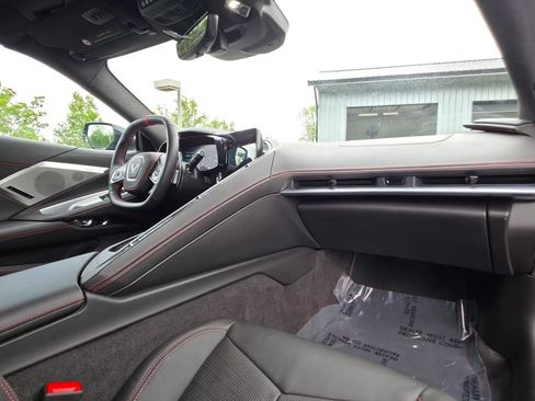Used 2024 Chevrolet Corvette Stingray Premium Cpe w/ 3LT image 23