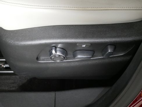 Used 2019 Cadillac XT4 Premium Luxury image 20