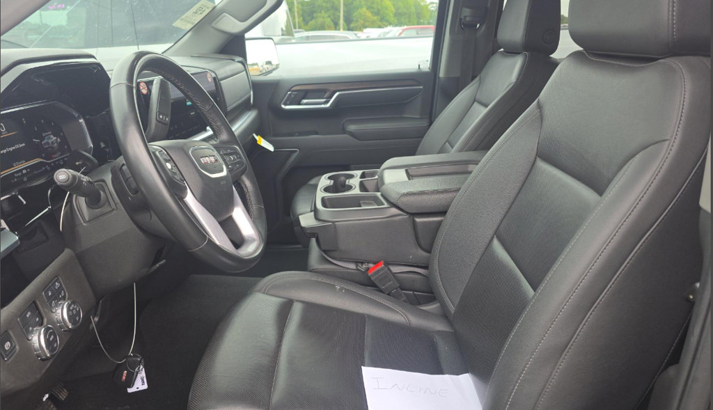 Used 2025 GMC Sierra 1500 SLT AWD/4WD image 8