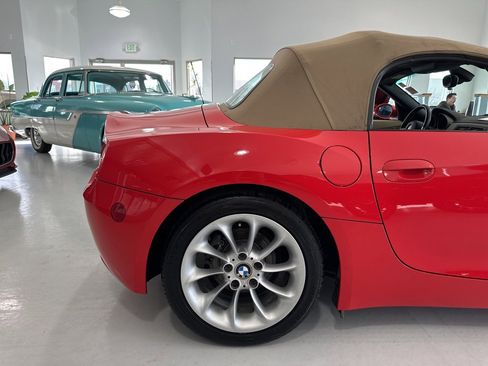 Used 2003 BMW Z4 2.5i image 20