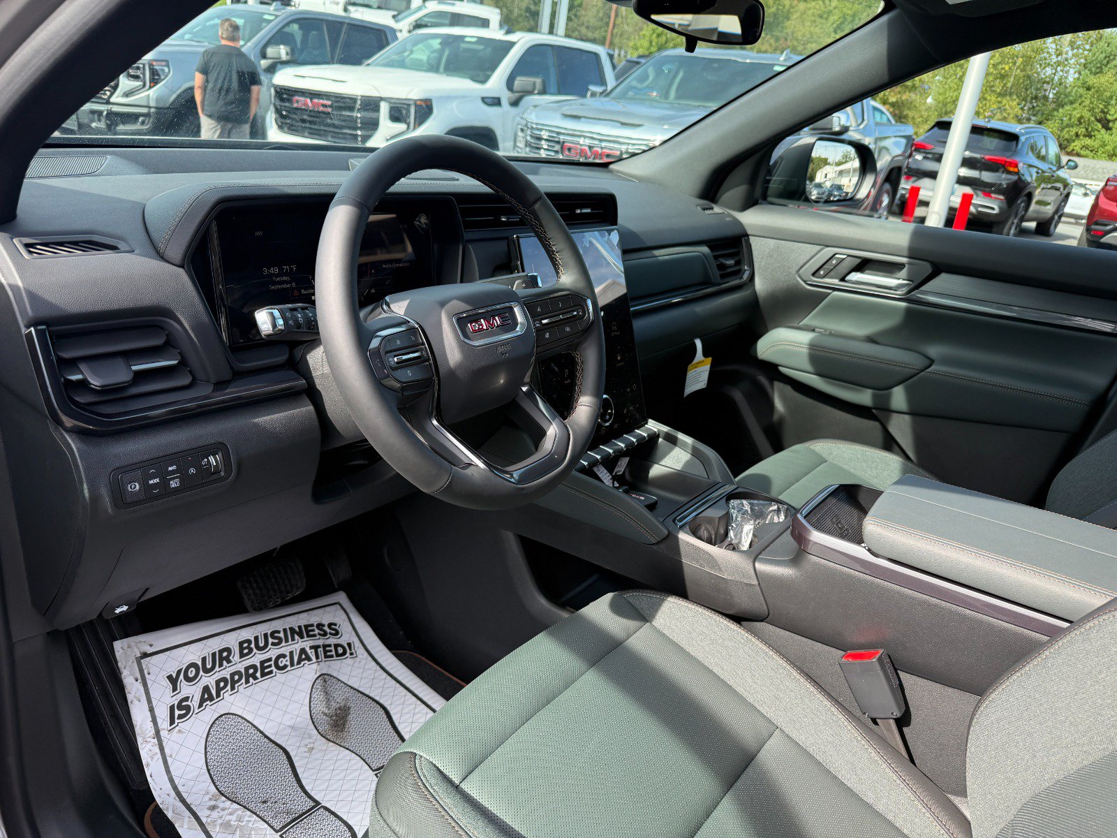 New 2027 GMC Terrain AT4 AWD/4WD image 13