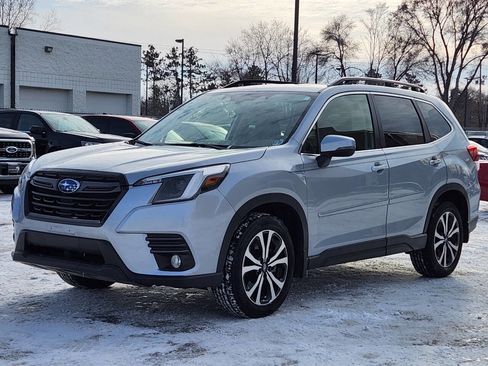 Used 2022 Subaru Forester Limited w/ Popular Package #2 image 6