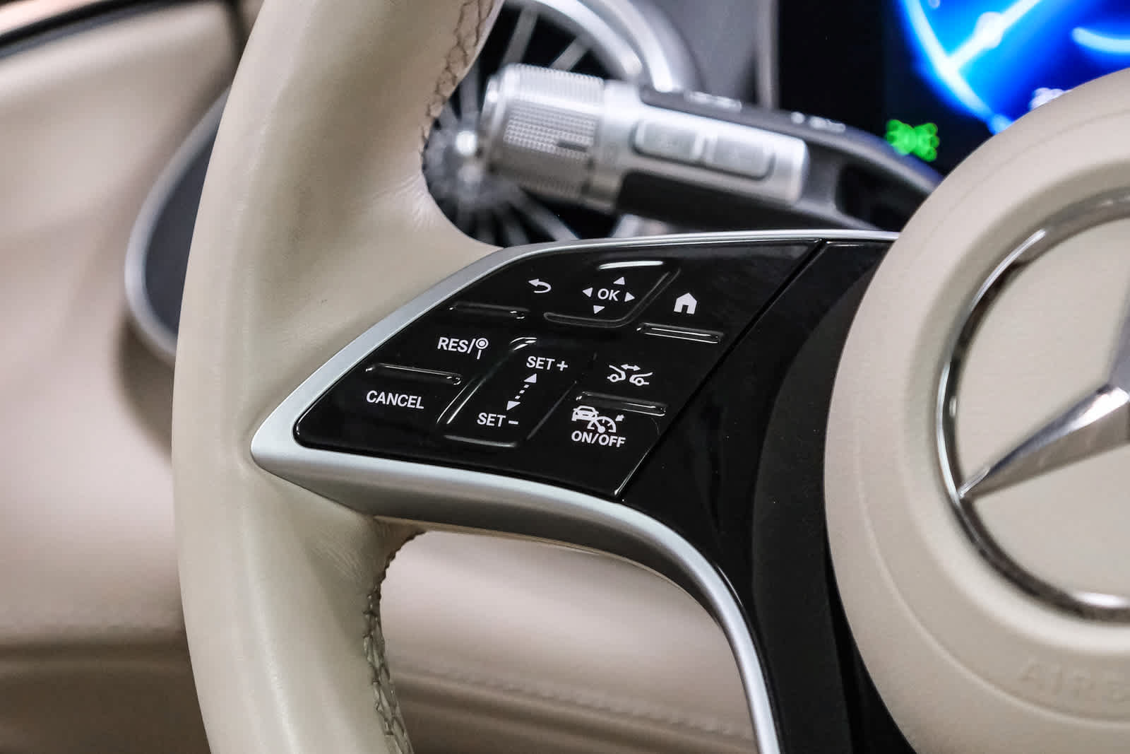 Certified 2023 Mercedes-Benz EQS 450+ SUV image 22