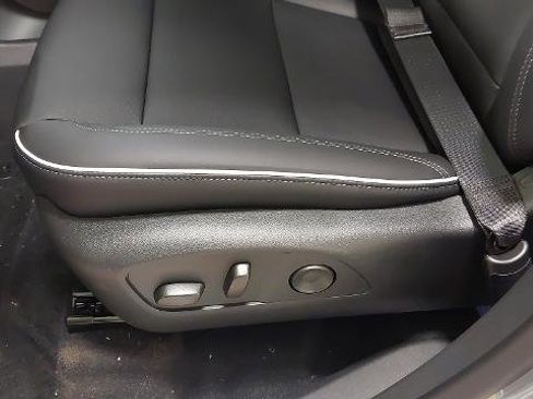 New 2026 Buick Enclave Preferred w/ Power Package image 22