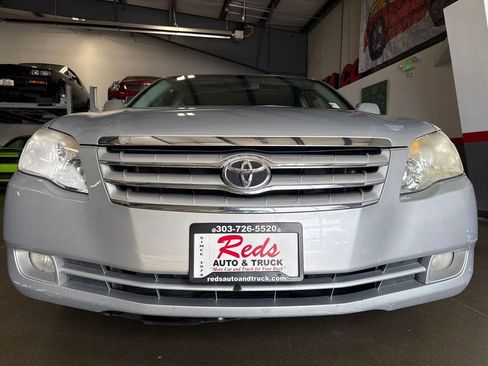 Used 2006 Toyota Avalon XLS image 28