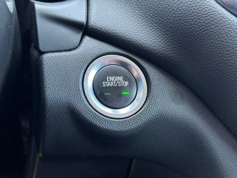 Used 2022 Chevrolet Equinox LT AWD/4WD image 23