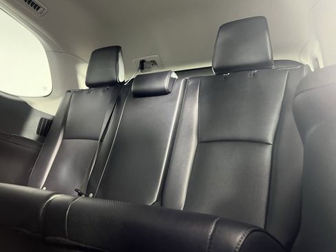 Used 2024 Toyota Grand Highlander Limited image 28