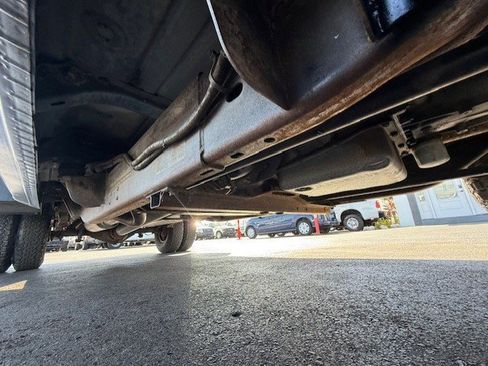 Used 2006 GMC Sierra 3500 W/T w/ Heavy-Duty Power Package image 18