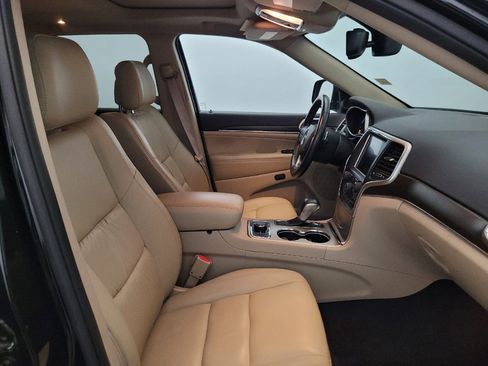 Used 2016 Jeep Grand Cherokee Limited AWD/4WD image 21