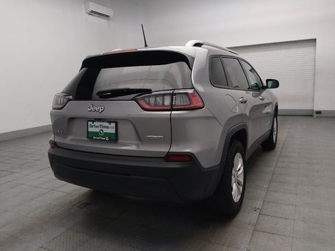 Used 2021 Jeep Cherokee Latitude AWD/4WD image 9