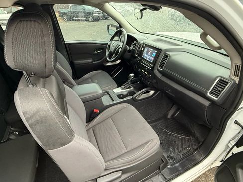 Used 2023 Nissan Frontier SV w/ SV Convenience Package image 33