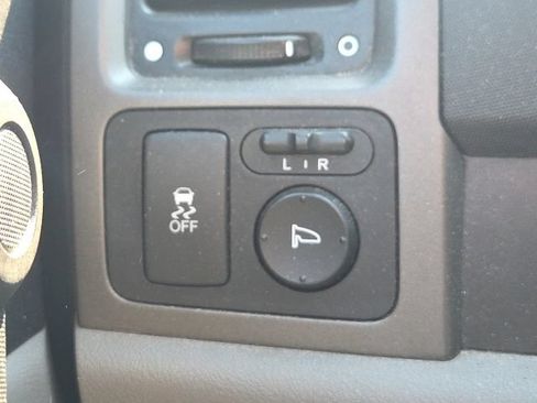 Used 2010 Honda CR-V LX image 22