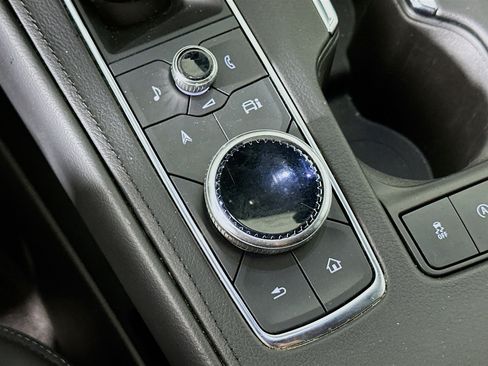 Used 2024 Cadillac XT4 Premium Luxury image 24