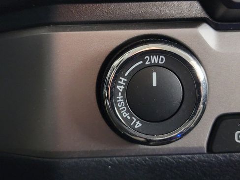 Certified 2023 Toyota Tacoma SR AWD/4WD image 25