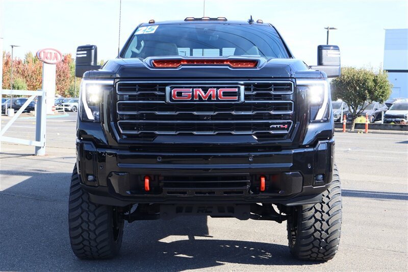 Used 2026 GMC Sierra 3500 AT4 w/ AT4 Premium Plus Package AWD/4WD image 8
