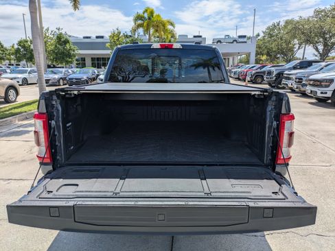 Used 2021 Ford F150 Lariat w/ Equipment Group 502A High AWD/4WD image 13