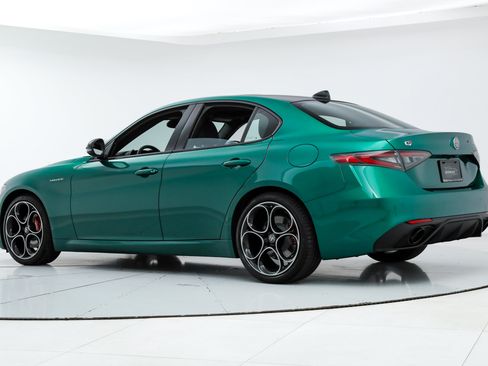 New 2026 Alfa Romeo Giulia w/ Driving Assist Package RWD image 3