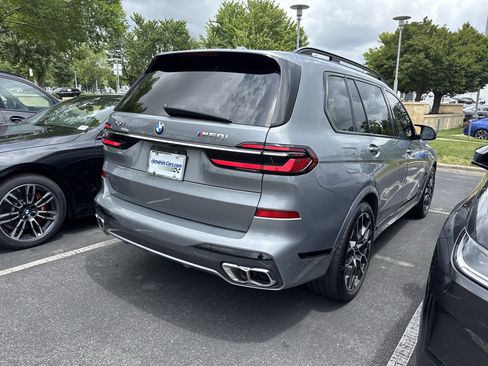 Certified 2024 BMW X7 M60i AWD/4WD image 25