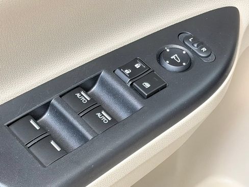 Used 2013 Honda Accord EX-L image 11
