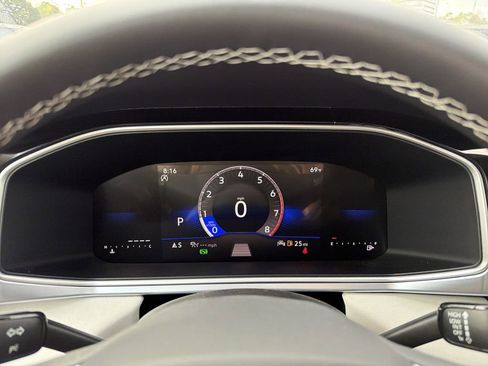New 2026 Volkswagen Taos SE FWD image 26