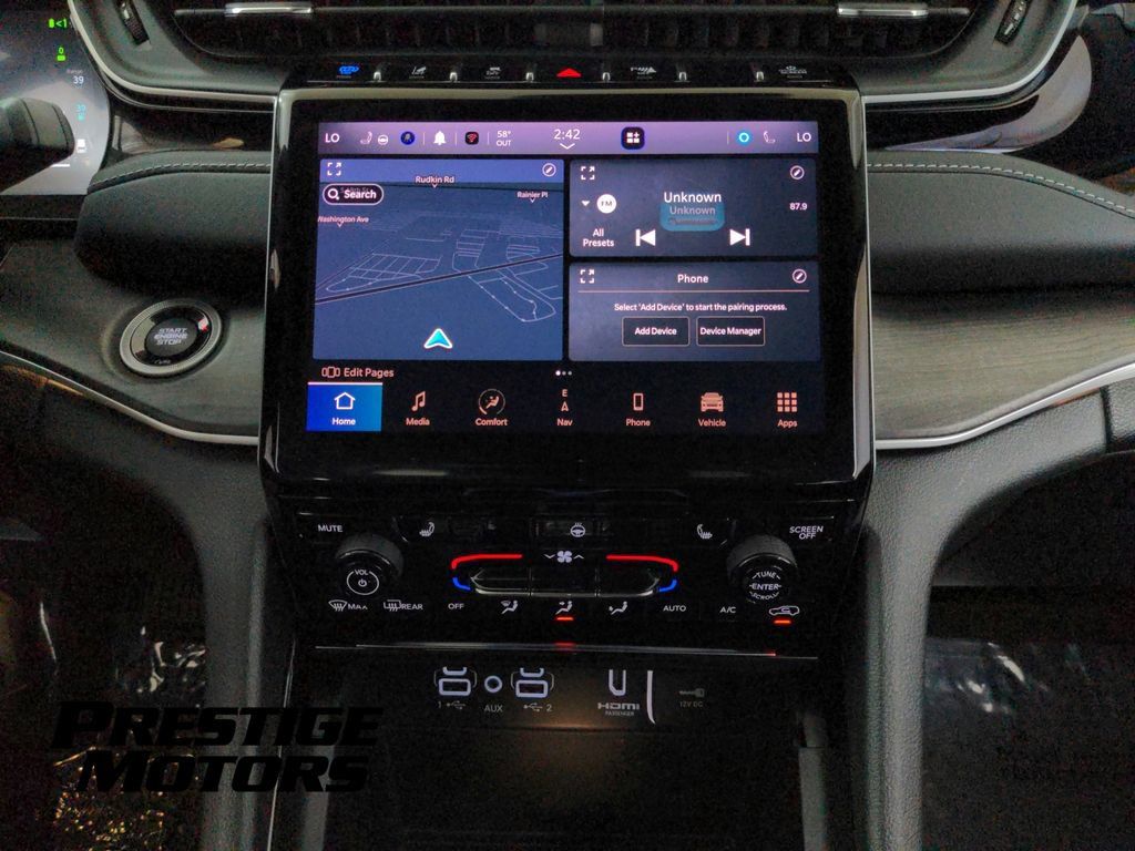 Used 2023 Jeep Grand Cherokee 4WD 4xe image 22