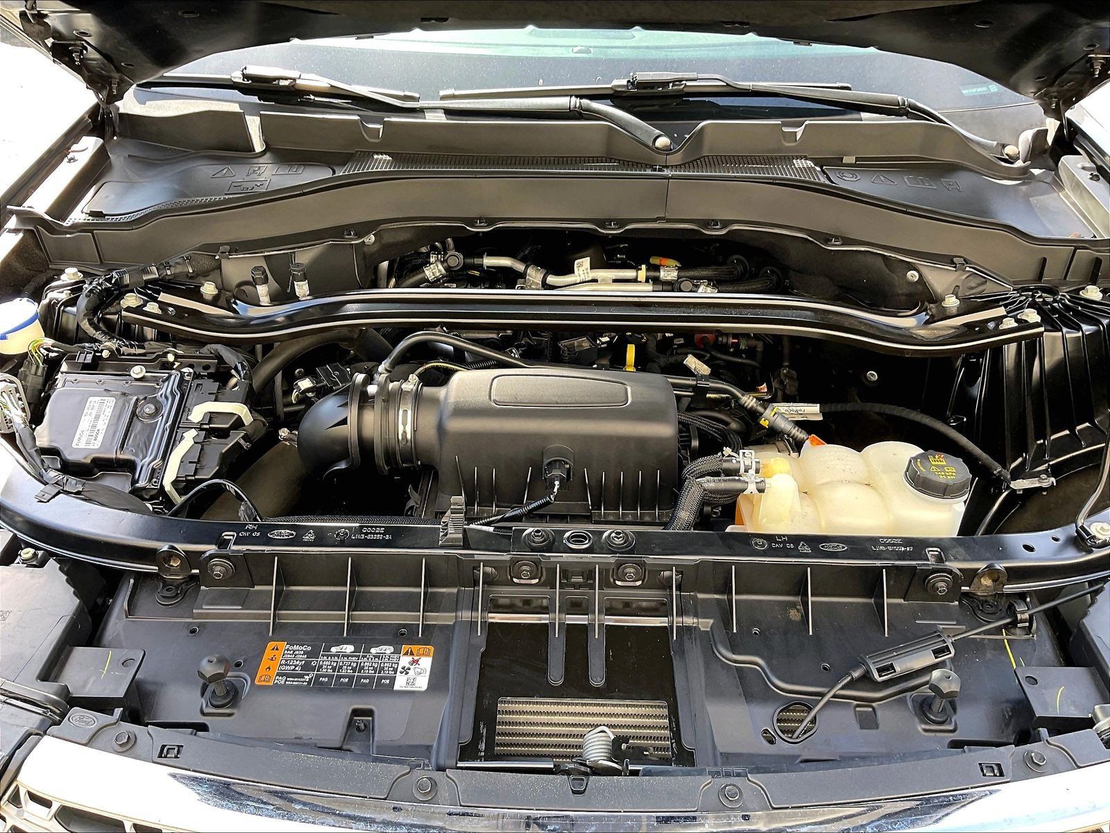 Used 2023 Ford Explorer Limited RWD image 9