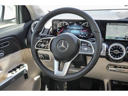 Certified 2022 Mercedes-Benz GLB 250 image 15