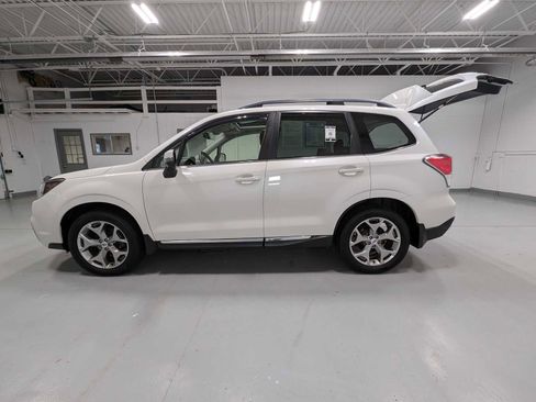 Used 2018 Subaru Forester 2.5i Touring w/ Popular Package #3B image 12