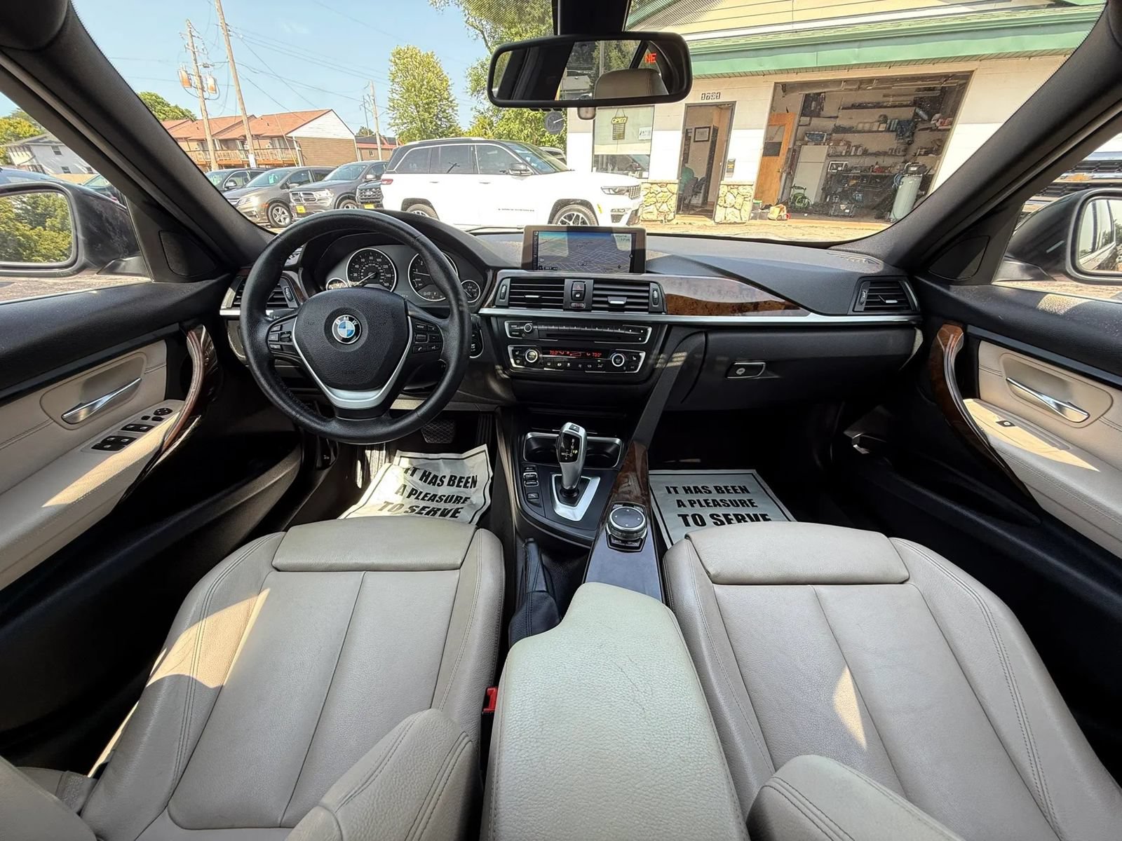 Used 2015 BMW 335i xDrive Sedan AWD/4WD image 27