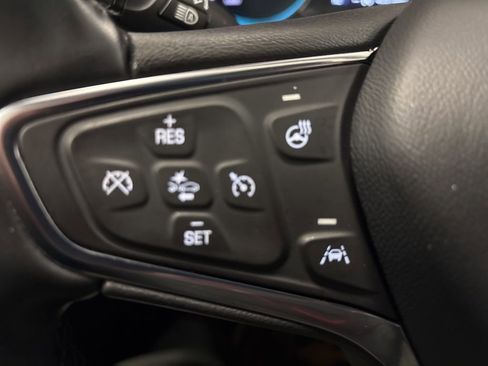 Used 2024 Chevrolet Equinox LT AWD/4WD image 17