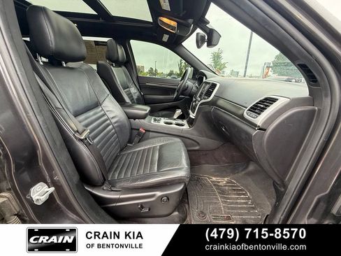 Used 2018 Jeep Grand Cherokee Limited AWD/4WD image 28