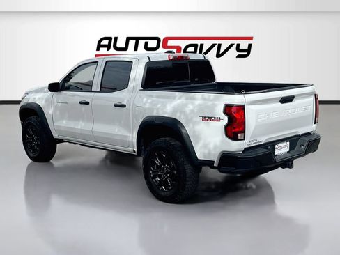 Used 2025 Chevrolet Colorado Trail Boss AWD/4WD image 5