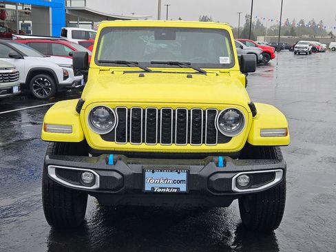 Used 2024 Jeep Wrangler Unlimited Sahara image 9