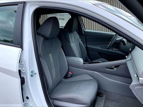 New 2026 Hyundai Elantra Sport FWD image 9