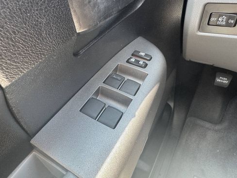 Used 2013 Toyota Tundra 2WD Double Cab w/ Tow Pkg image 20