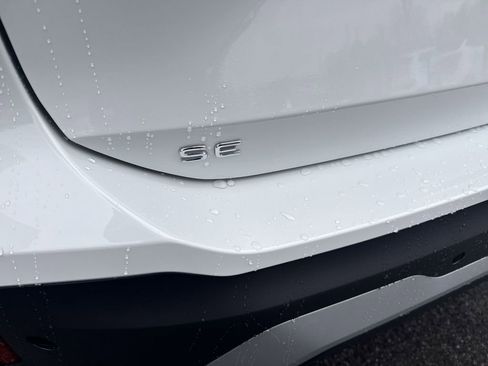 New 2026 Volkswagen Tiguan SE AWD/4WD image 7