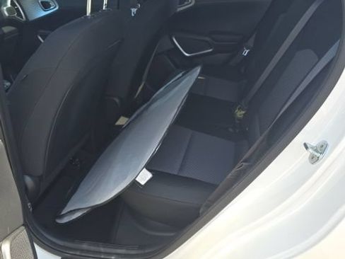 Used 2022 Kia Soul LX FWD image 5