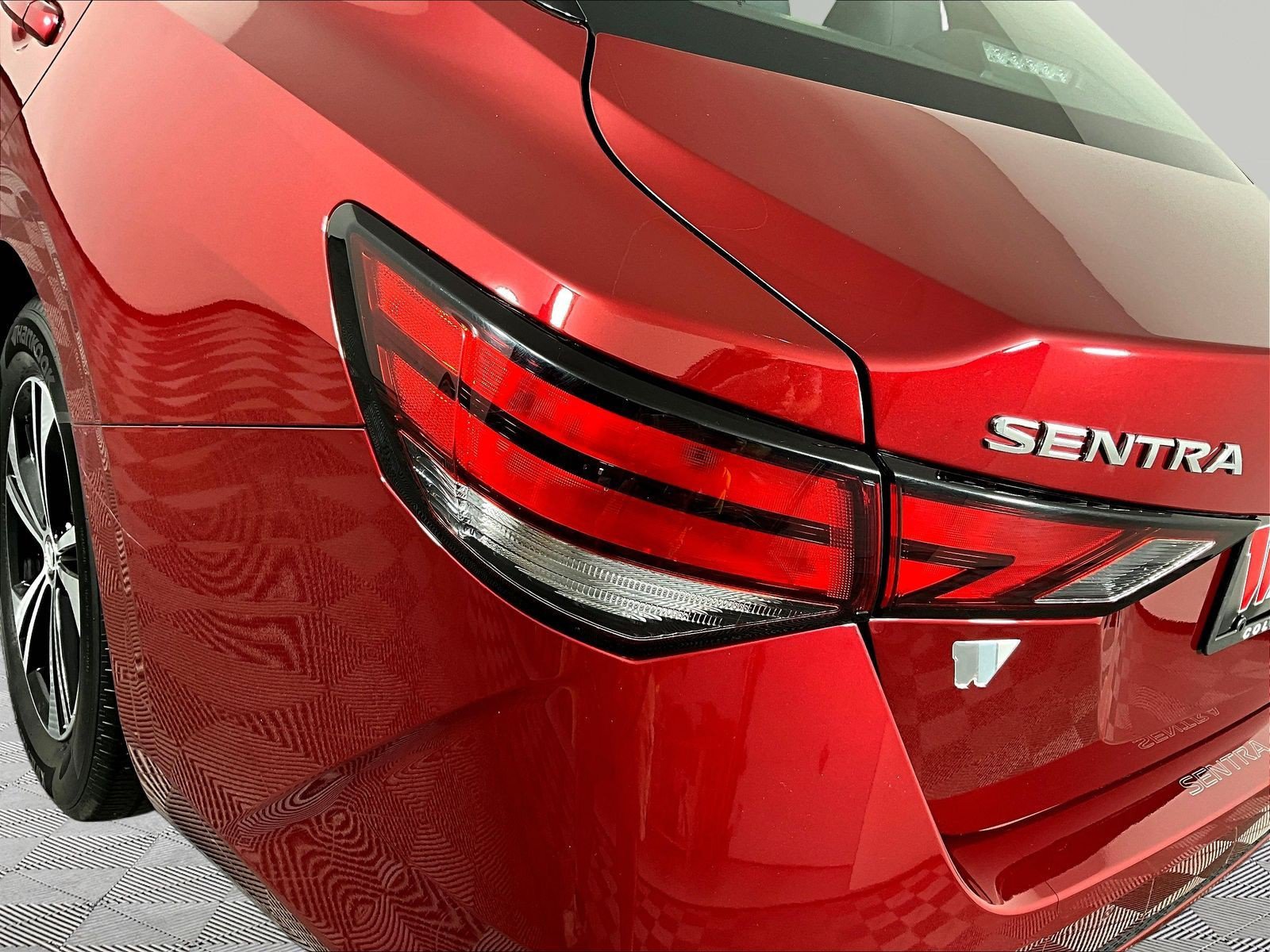 Used 2023 Nissan Sentra SV FWD image 23